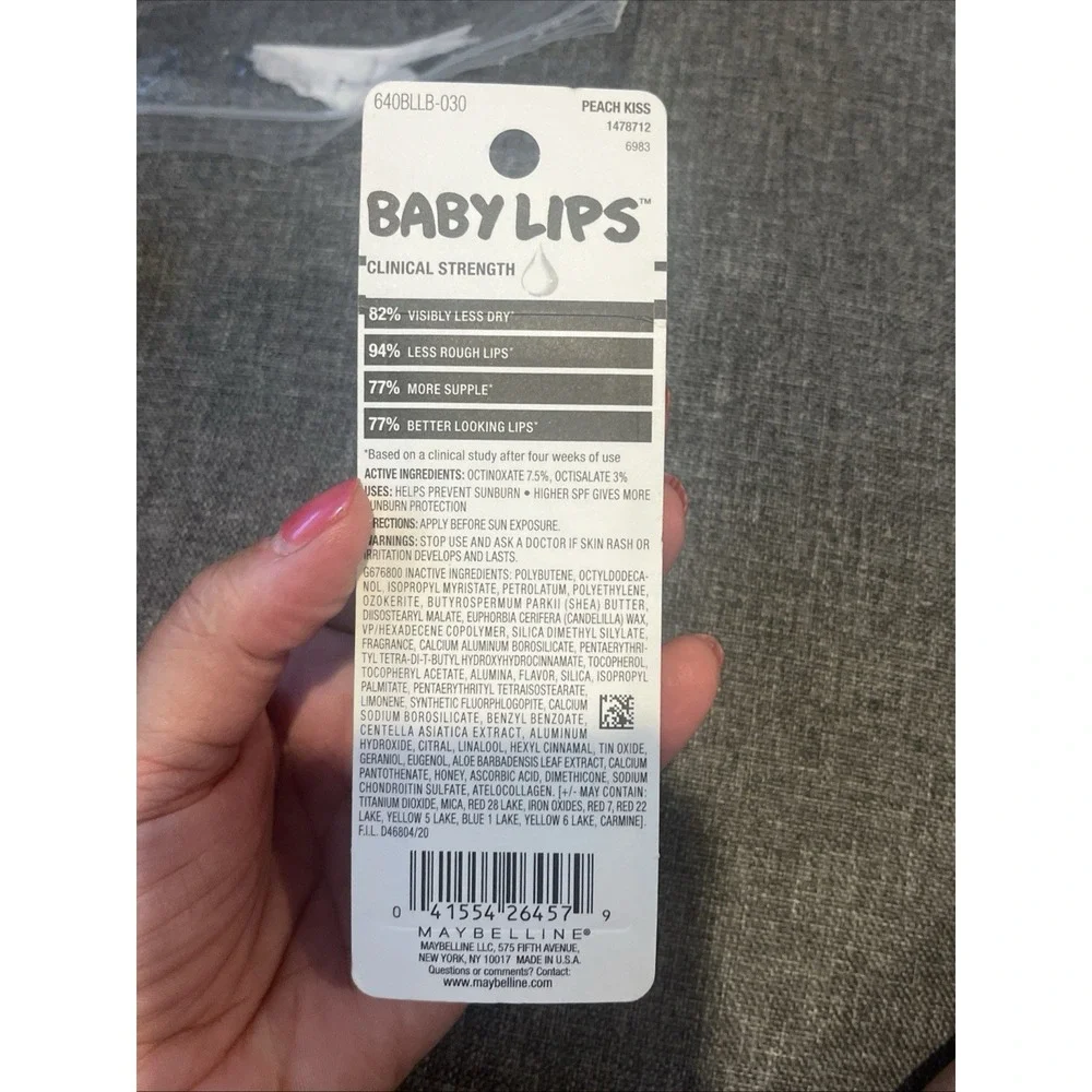 (1) Maybelline Baby Lips Moisturizing Lip Balm Quenched 30 Sealed - NEW.